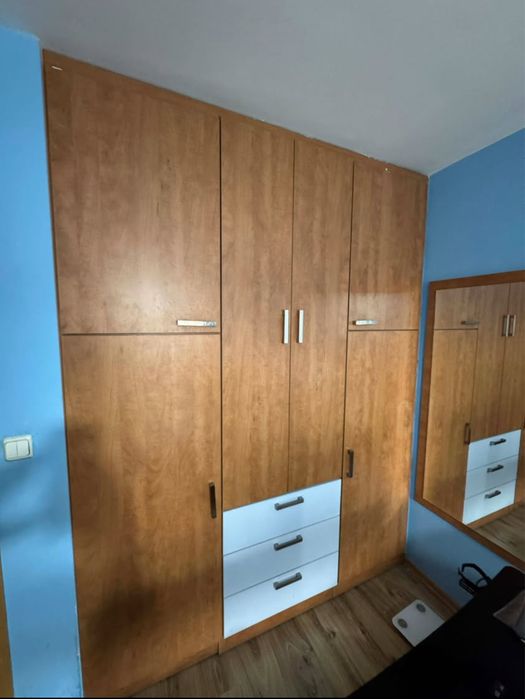 Продавам пълен спален комплект