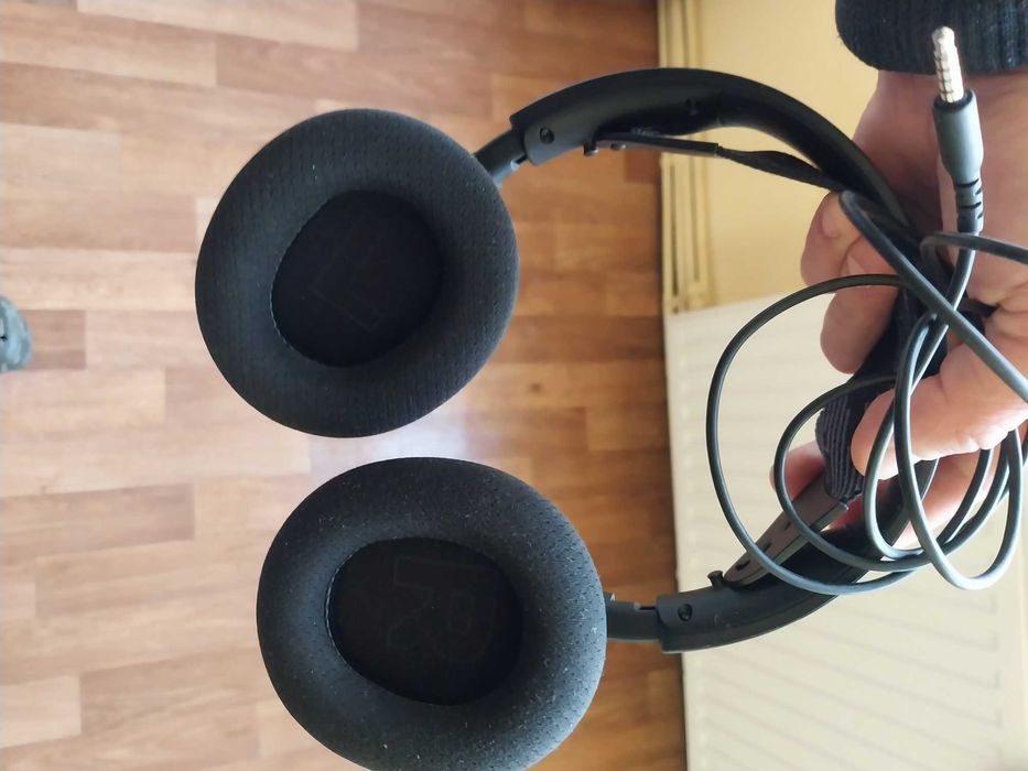 Casti Gaming Arctis nova