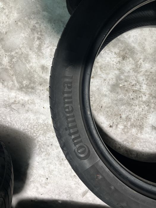 235/46/19 Continental