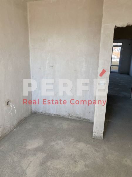 Продава се Двустаен апартамент в Бургас, Меден рудник - зона А - 72 кв.м за 903 €/кв.м - Снимка #3