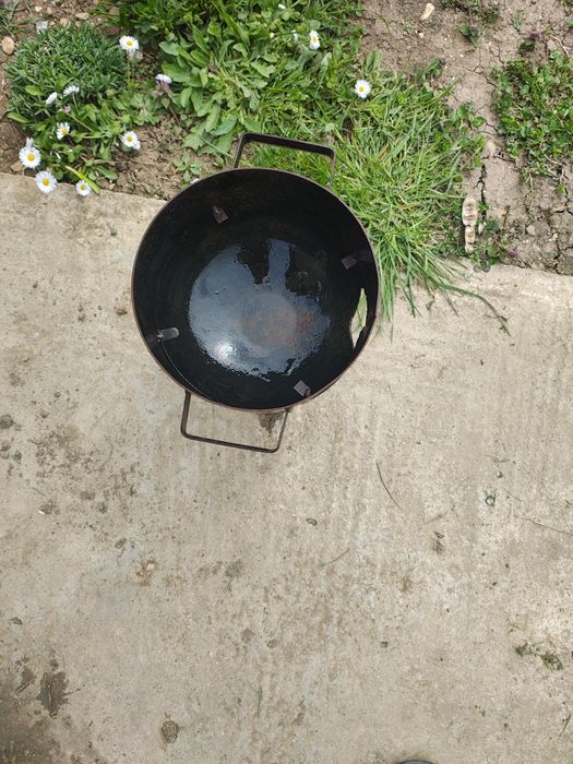 Grătar camping folosit o singură dată