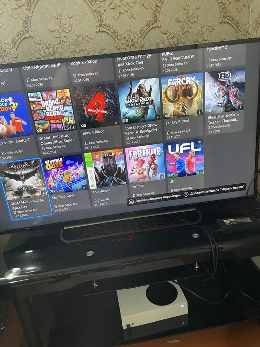 Продается XBOX Series я купил 320 продам за 210