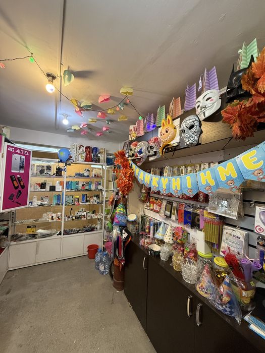 Продаётся бутик.