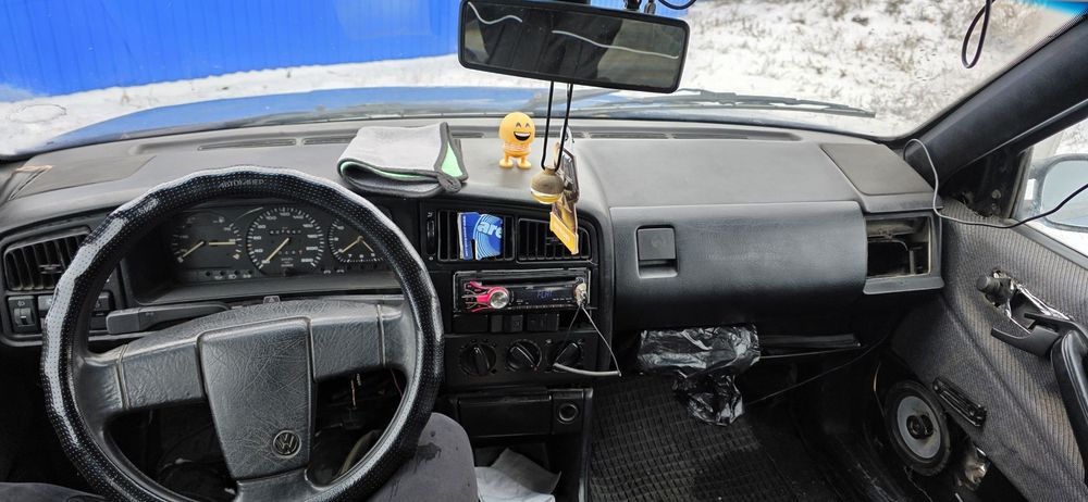 Фольксваген Пассат б 3. 89год.