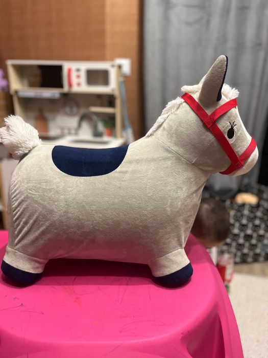 Интерактивна лама за скачане