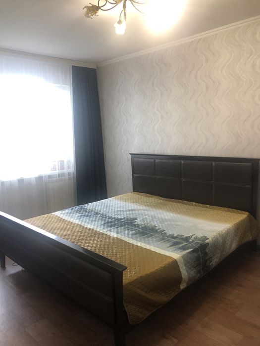 Двухспальная кровать