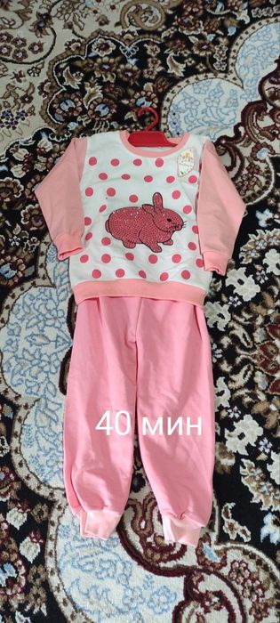 Detski kiyimlar toʻplamini