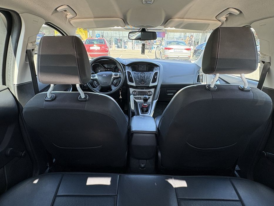 Ford Focus 2012 1.6 TDCi 115 CP