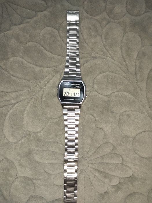 Часы японские наручные