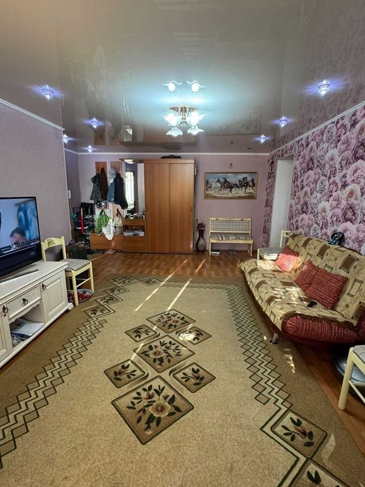 Продается 3 ком квартира район Галактики