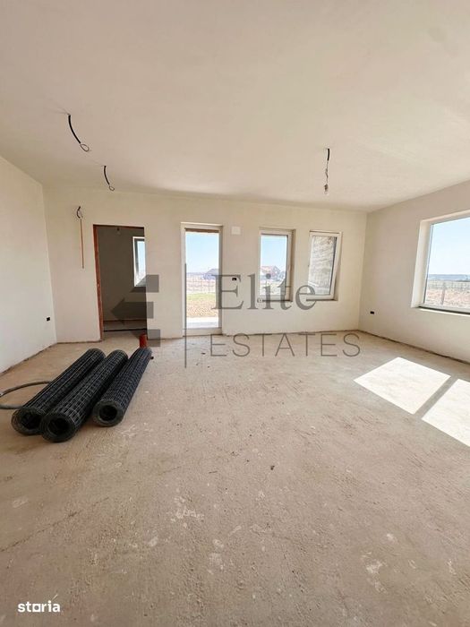 Casa cu 3 camere de vânzare în Cihei