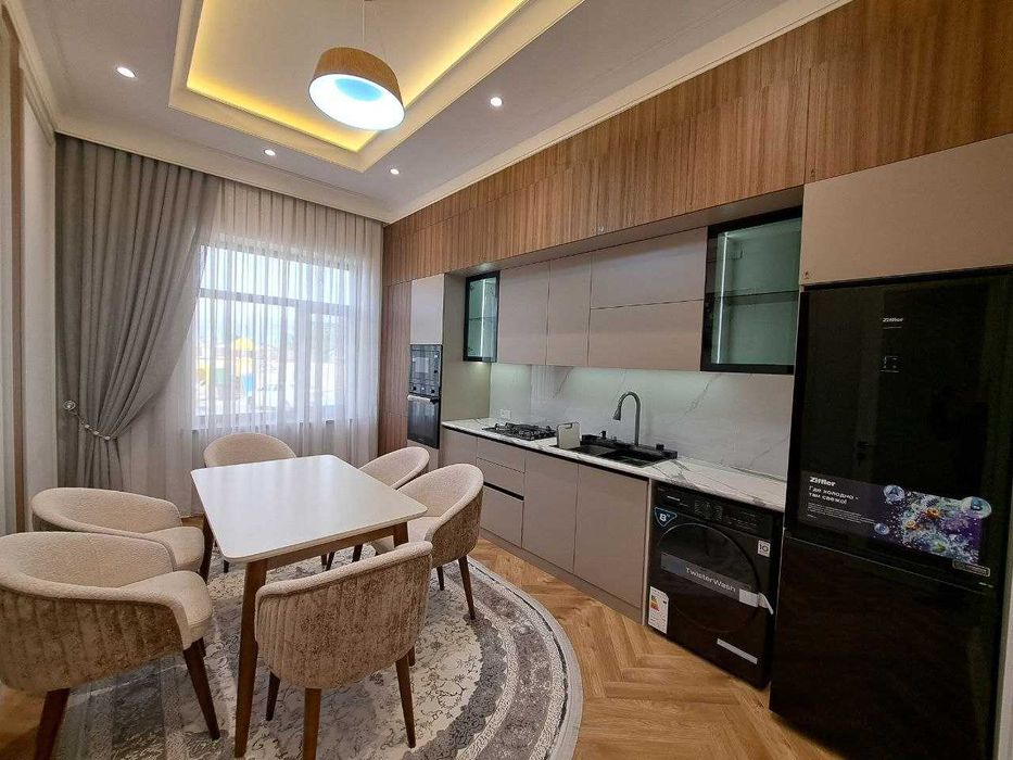 3х комнатная ЛЮКС квартира 109кв/м на районе Вокзала