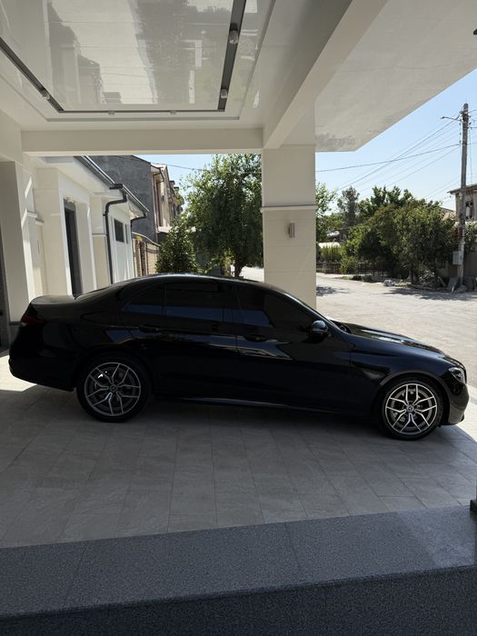 Mercedes Benz W213 4Matic