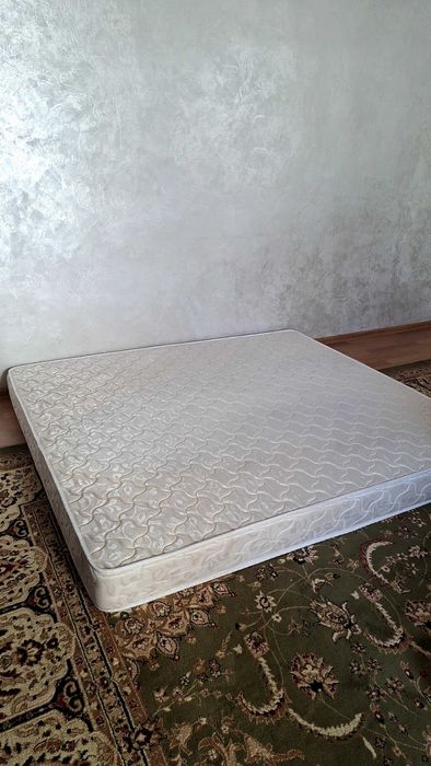 Матрас для кровати