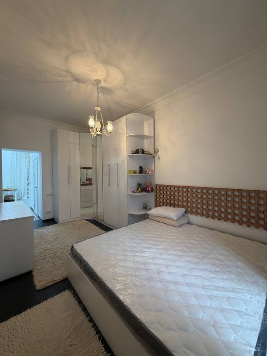 Аския Высокопотолочка 3х-комнатная квартира