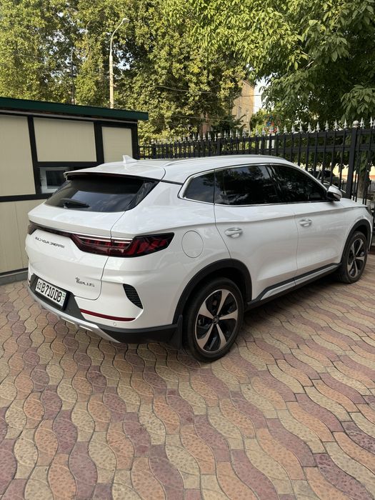 Електромобил BYD song plus