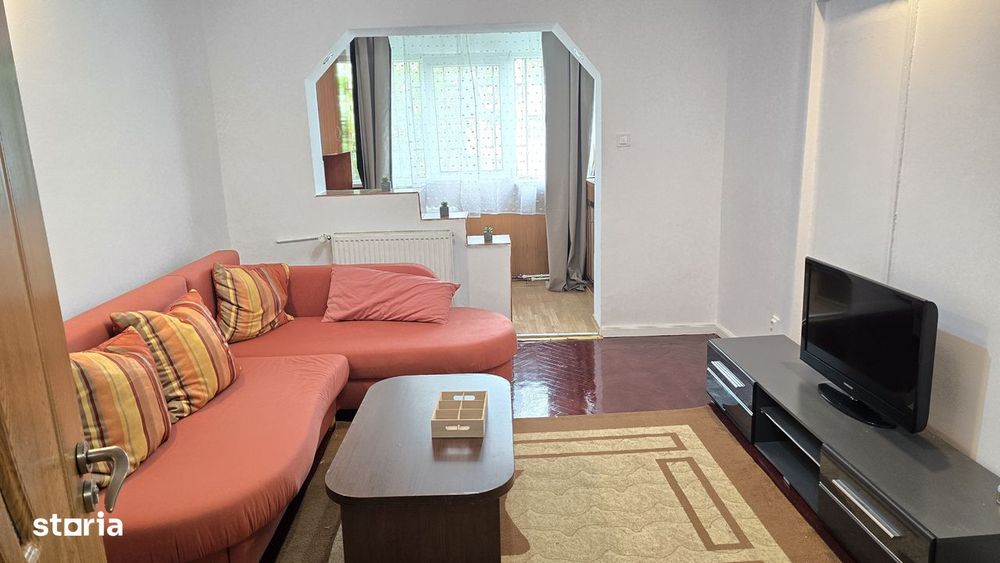 Inchiriez apartament cu 2 camere in Deva, Bld. Dacia, parter,