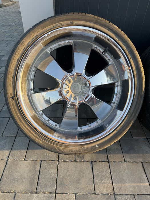 F150 Tundra Titan 305*35*24