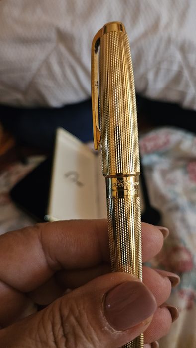 Stilou ST Dupont Paris penita aur 18 k
