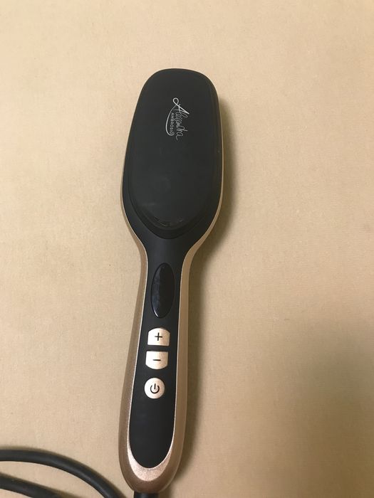 Perie electrica Alessandra Ambrosio