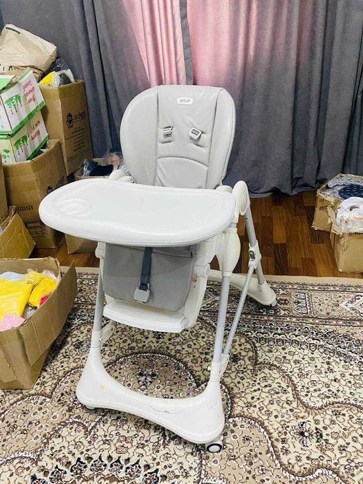 Кормящий детский стуль