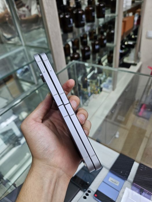 Samsung Z flip 6