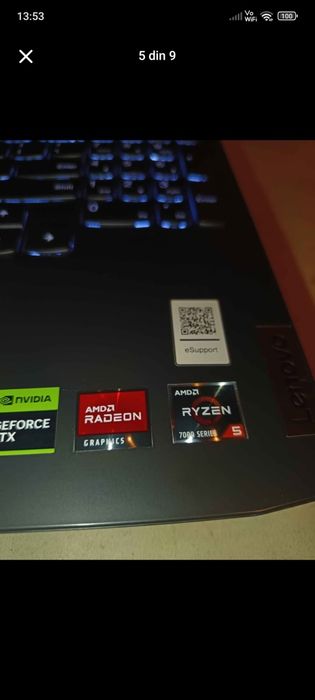 Vând Laptop Lenovo