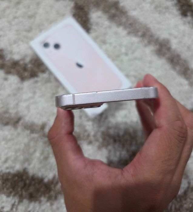 Продам Айфон 13 128gb