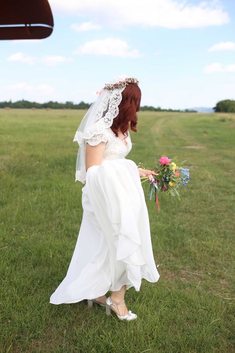 VOAL de mireasă, dantelă, alb, foarte frumos