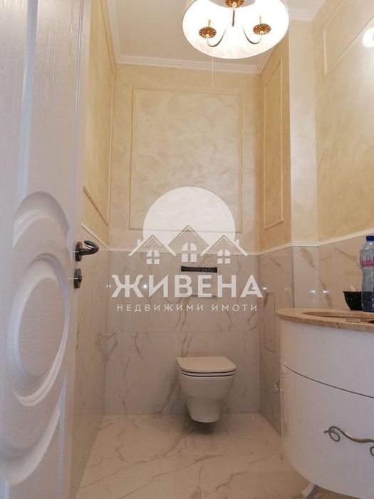 Продава се Офис в Варна, Операта - 70 кв.м за 4843 €/кв.м - Снимка #9