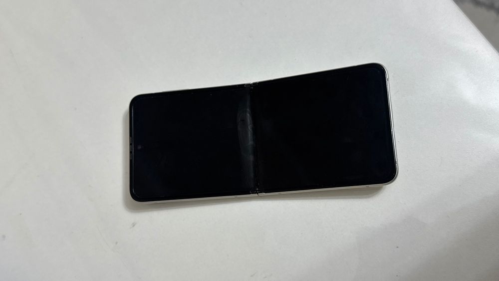 samsung galaxy z flip 3