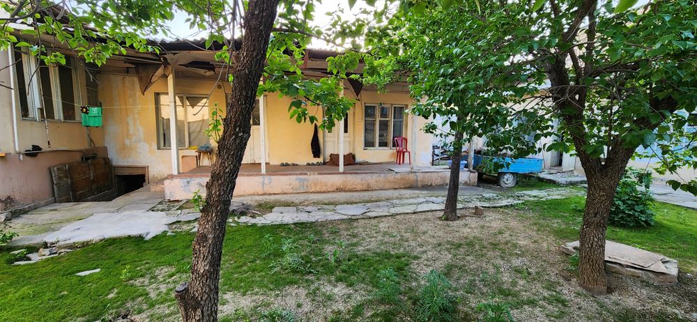 Продаётся участок.