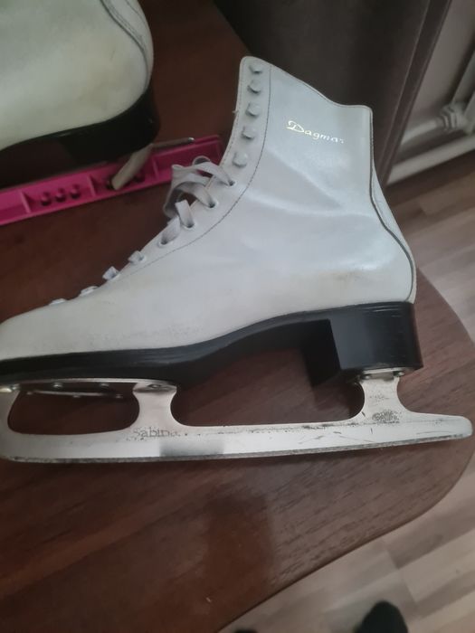 Фигурные  коньки  Botas Dagmar (Чехия).