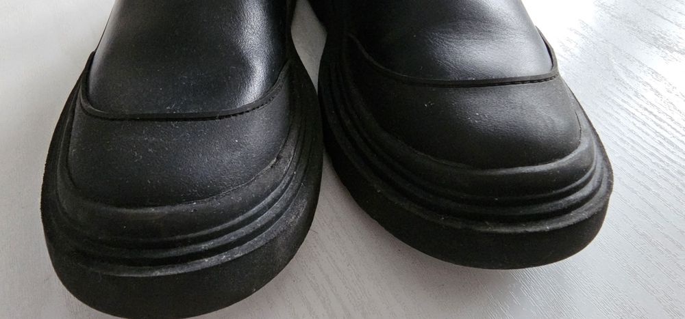 Детские сапоги на девочку