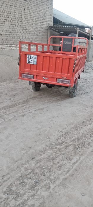 Lochin muravey srochni sotiladi