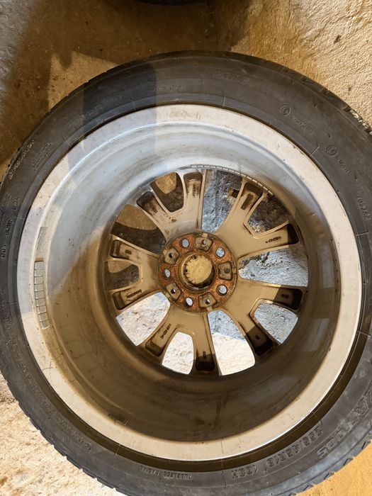 Jante Bmw, cu anvelope 245/45r18 originale.
