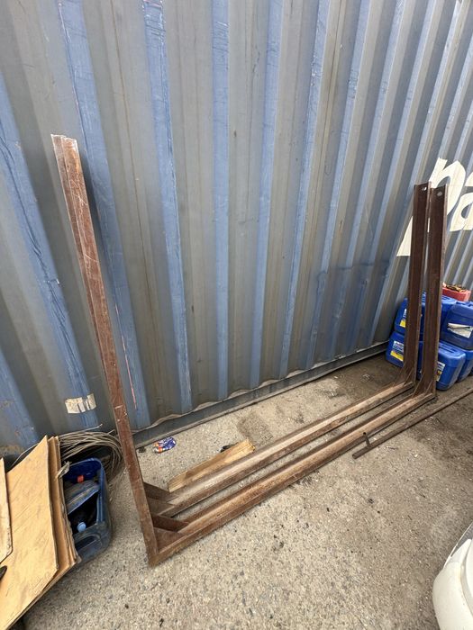 Продам конники  3 штуки