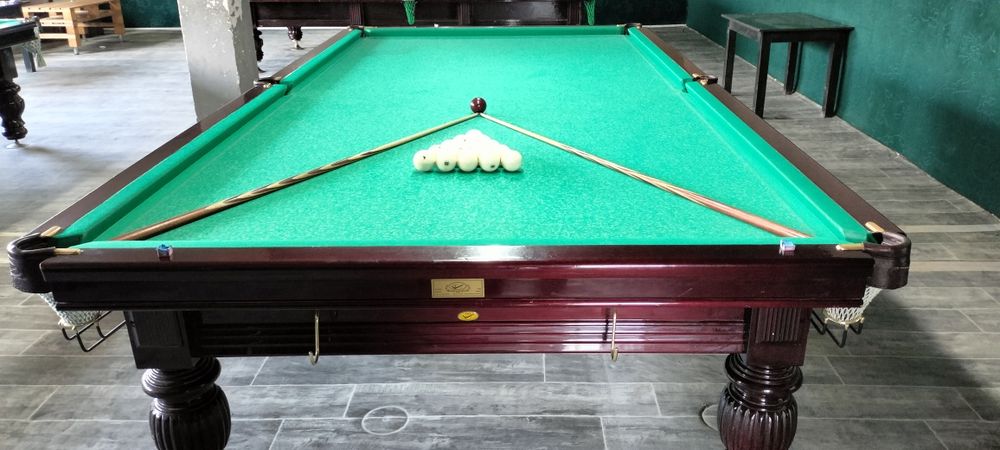 Бильярдный столлар сотилади графит 12 футов  9000$дан галишамиз