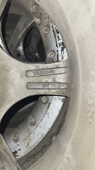 Диски с шинами на мерс