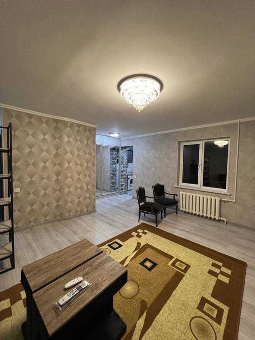 ПРОДАЕТСЯ СВОЯ 1 комнатная на метро НОВЗА