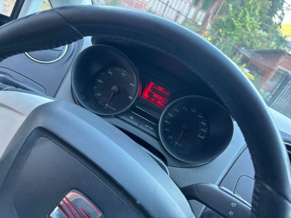 Vând Seat ibitza 1.4 tdi