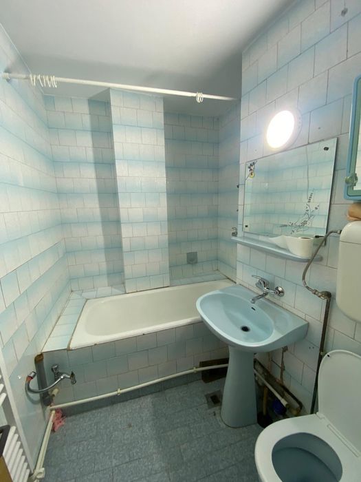 Apatamanet 3 camere, zona Garii