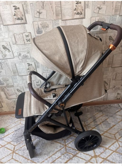 Продам коляску Ining Baby