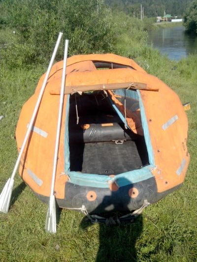 Надувная лодка, Спасательный плот на 6 человек