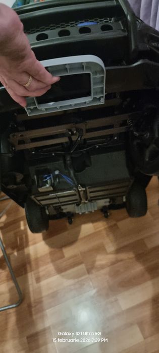 Masina electrica de poliție
