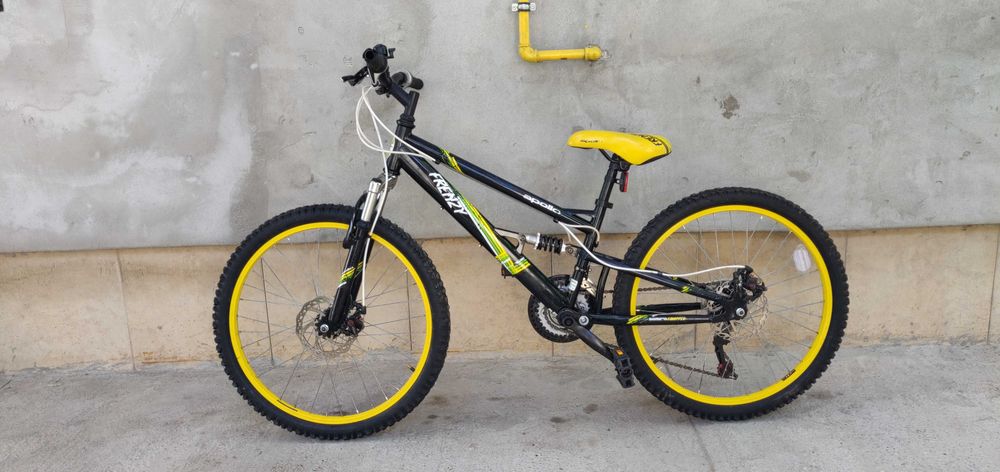 Bicicleta Mtb cu roti de 24 inch cu frane pe disc