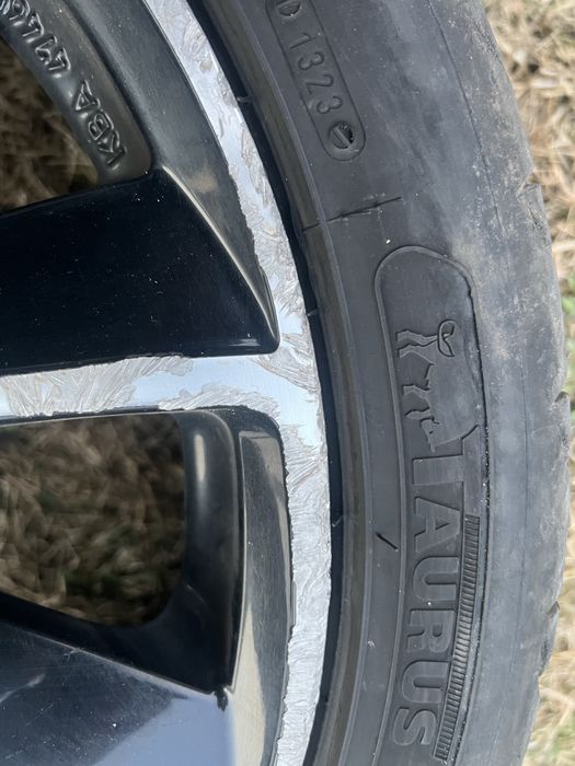 Jante Rial 235/40/R18 5x112 8J ET35