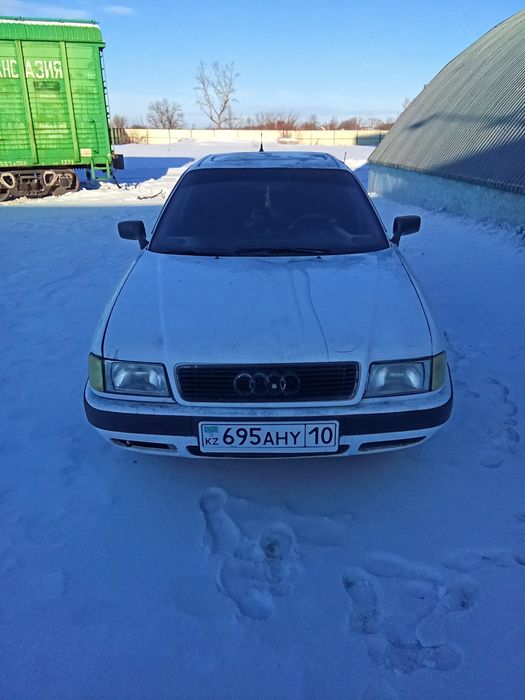 Продам Ауди 80 в4 на ходу 2л моно
