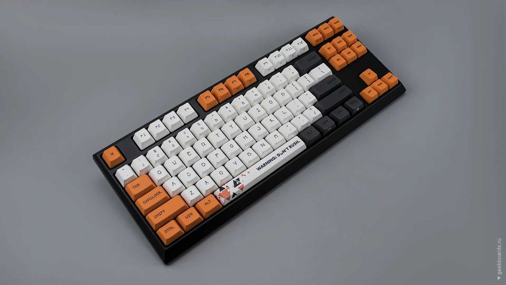 Клавиатура Varmilo Cliff VCS87 Cherry RED