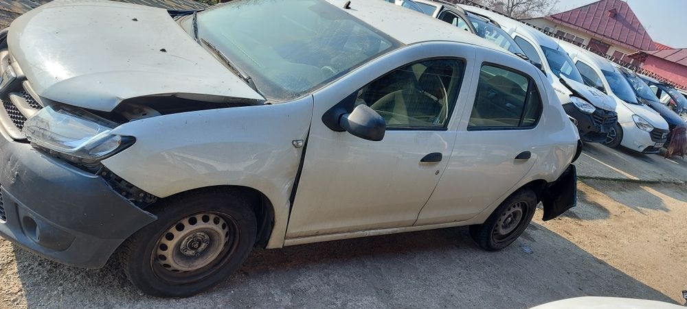 Dezmembrez/piese Logan 2 motor 1.2 16V D4F Alb 2014